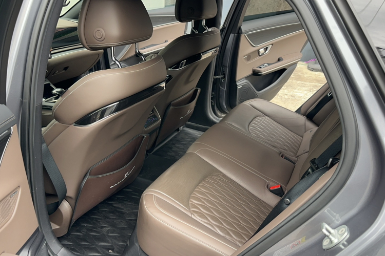 BYD Han 2021 image de voiture #14