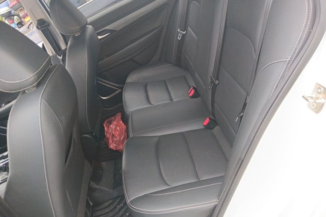 GEELY Emgrand 2020 car image #21