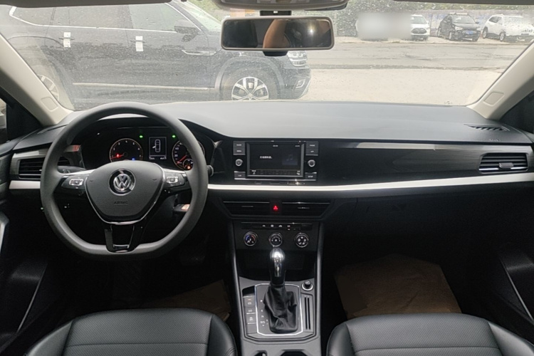 Volkswagen Lavida 2019 car image #10