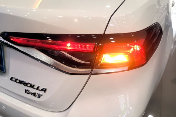Toyota Corolla 2020 #8 Toyota Corolla 2020 car image #8