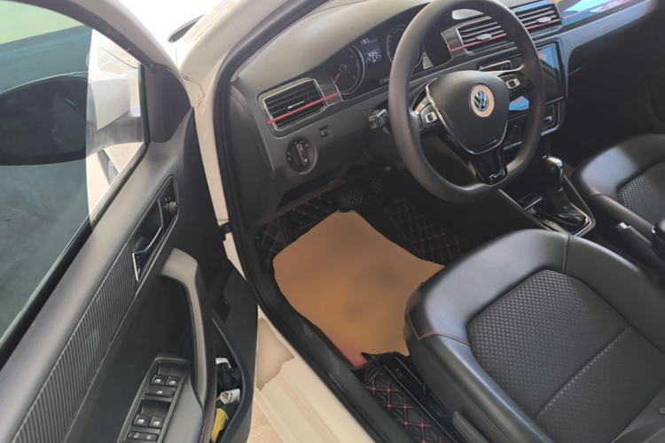 Volkswagen Santana 2021 car image #12