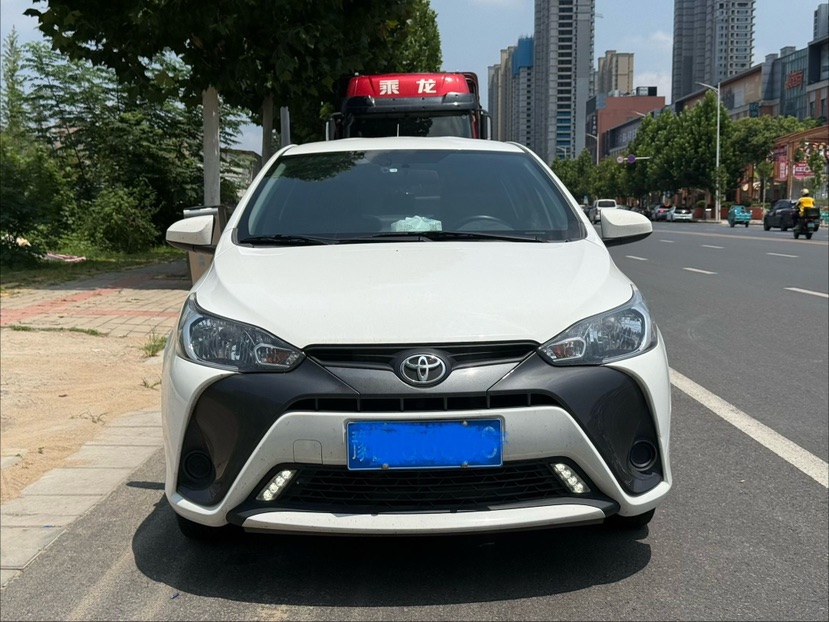 Toyota Yaris L Zhixuan 2023 car image #2