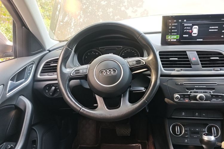 Audi Q3 2017 #11 Audi Q3 2017 car image #11