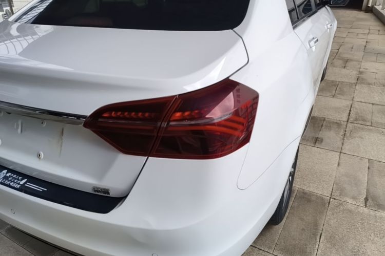 GEELY Emgrand 2020 car image #8