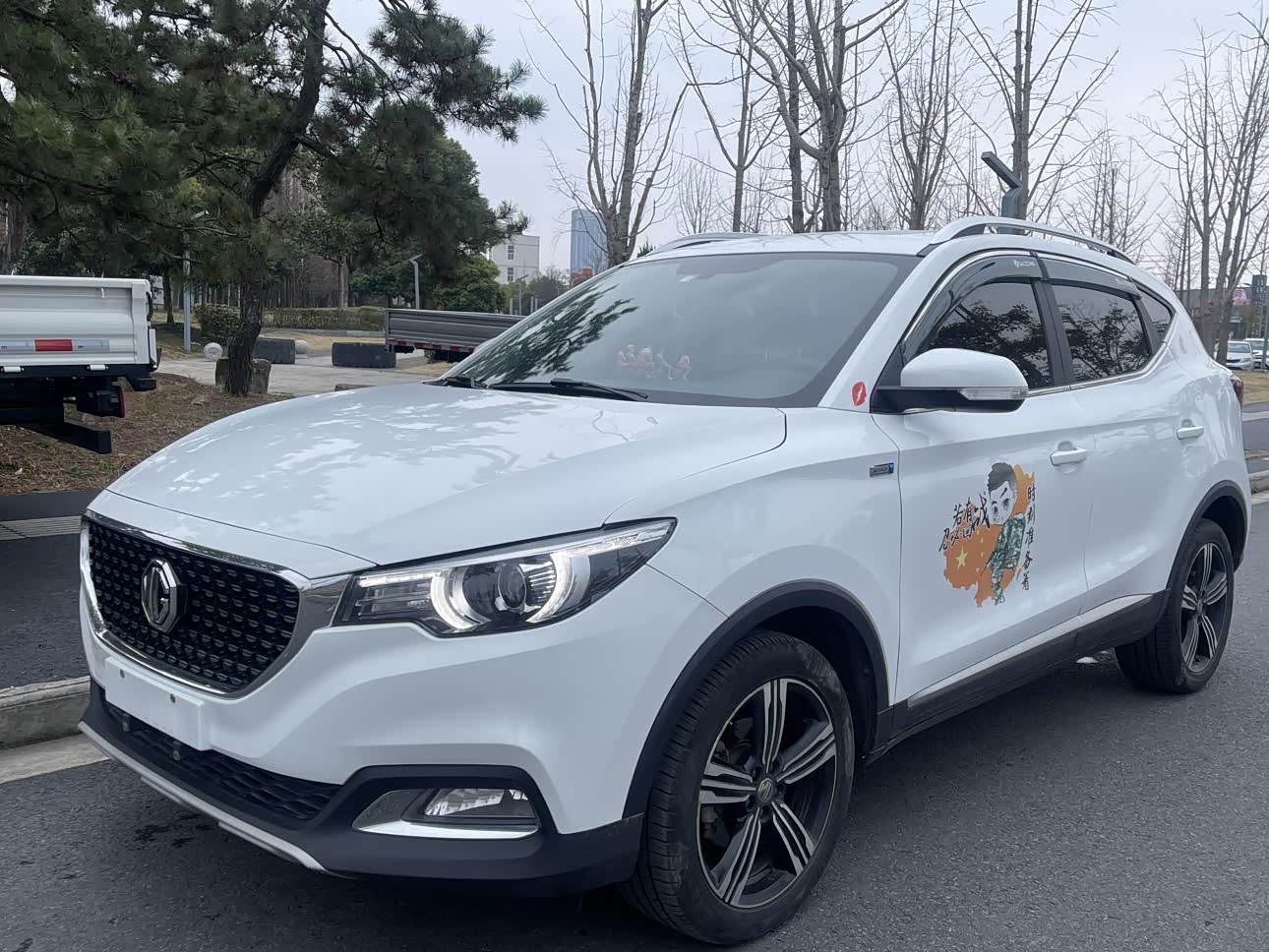 MG ZS 2018 MG ZS 2018 car image