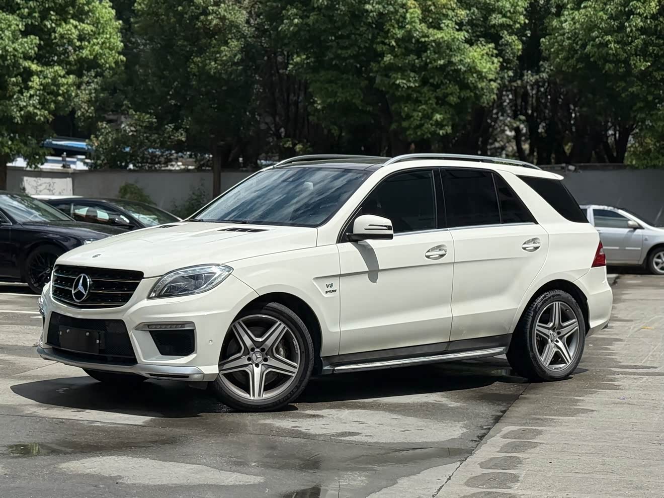 Mercedes-Benz M AMG 2015 Mercedes-Benz M AMG 2015 صورة سيارة