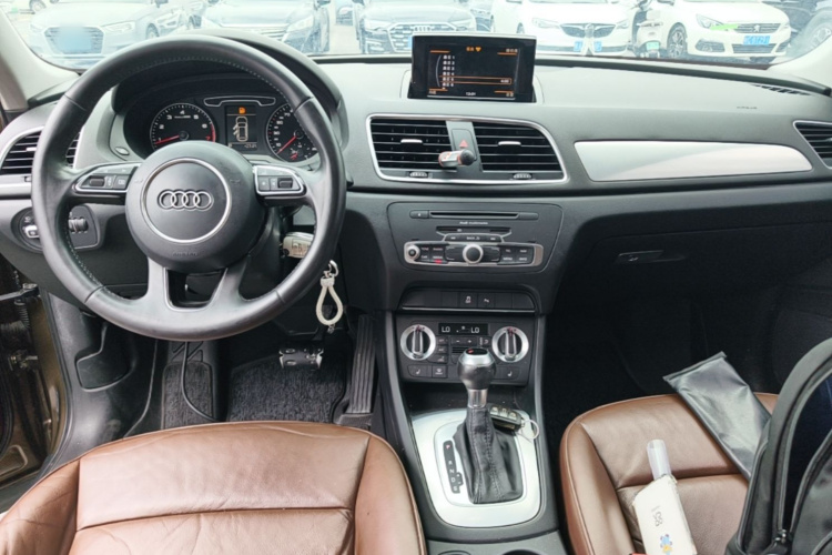 Audi Q3 2015 #10 Audi Q3 2015 car image #10