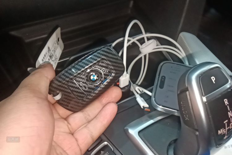 BMW 3 Series GT 2018 #10 BMW 3 Series GT 2018 car image #10