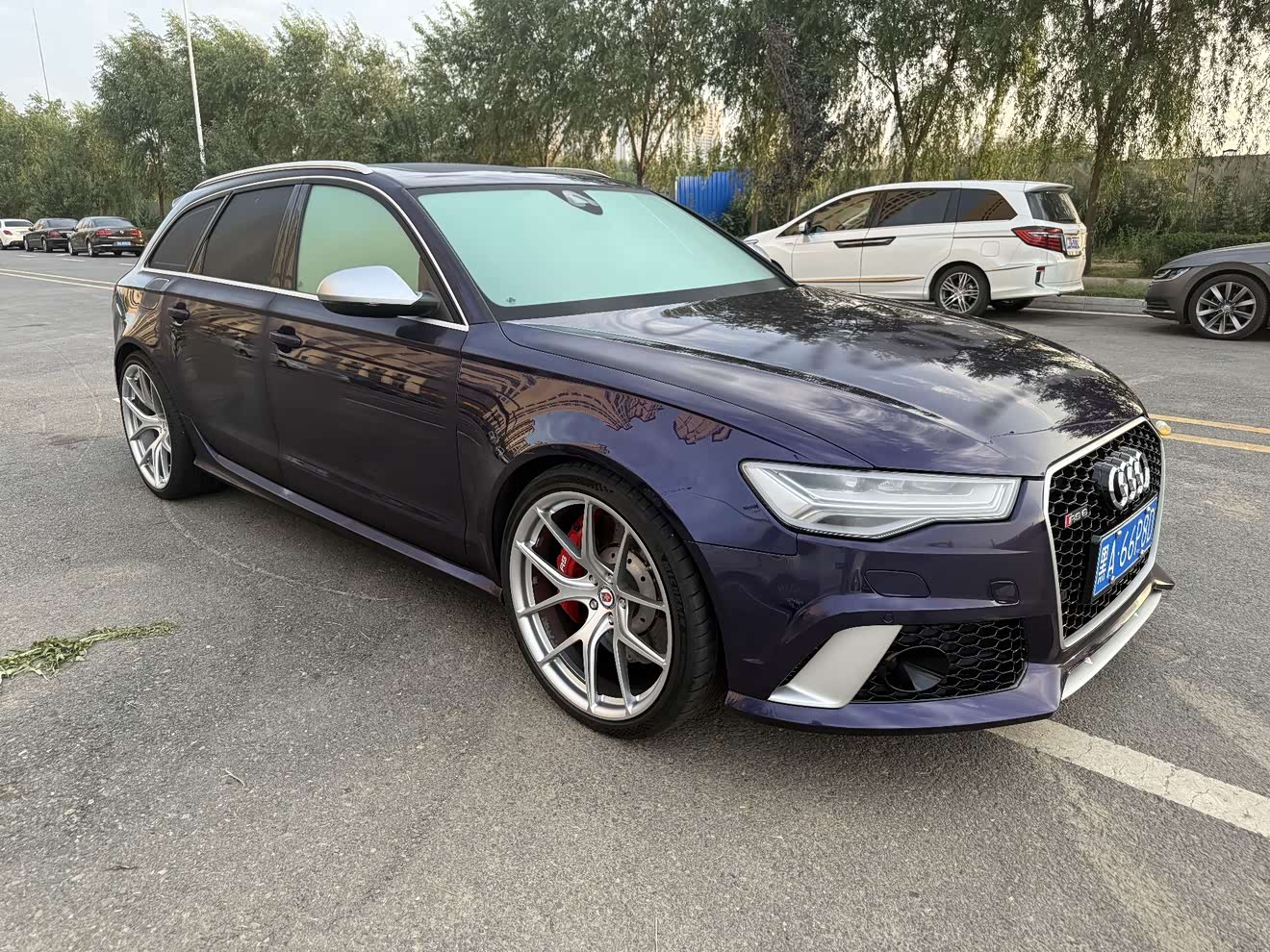 Audi RS 6 2018 car image 