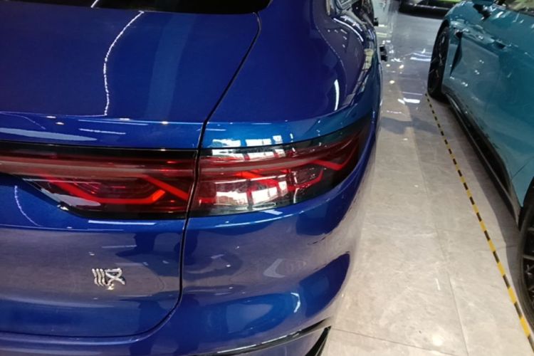 BYD Han 2022 car image #8