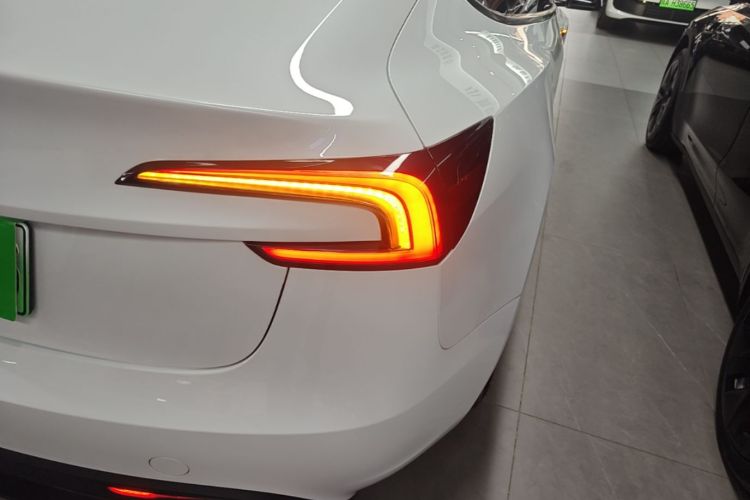 Tesla Model 3 2023 #8 Tesla Model 3 2023 car image #8