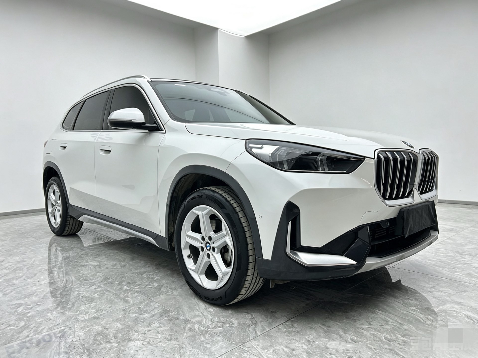 BMW X1 2023 car image #3