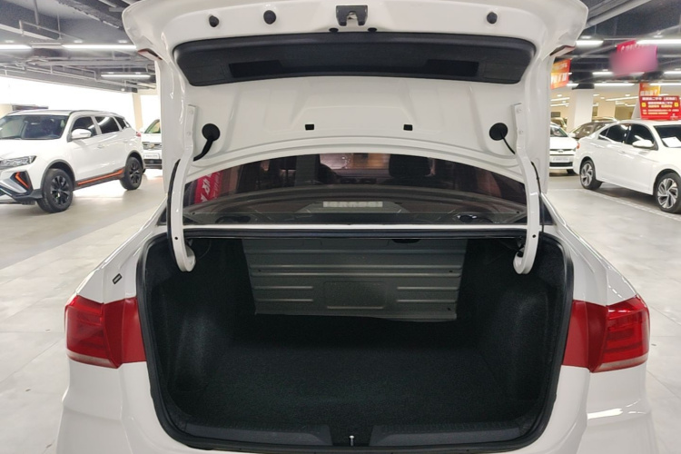 Volkswagen Santana 2019 #19 Volkswagen Santana 2019 car image #19