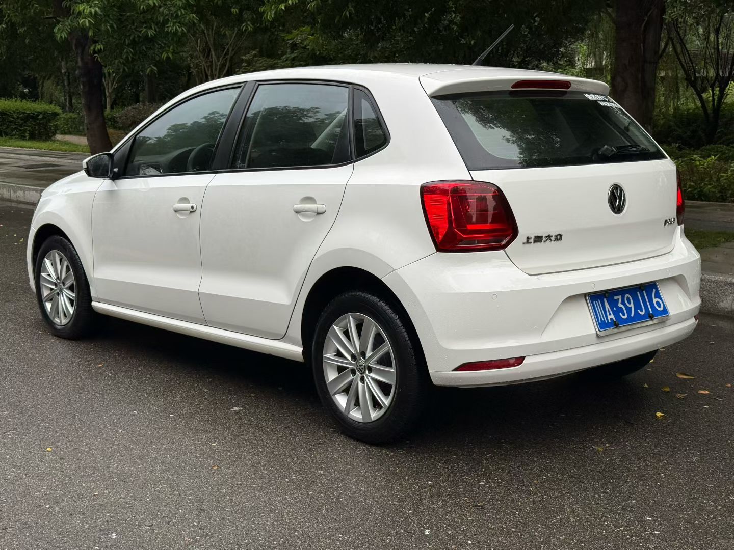 Volkswagen Polo 2015 #4 Volkswagen Polo 2015 car image #4