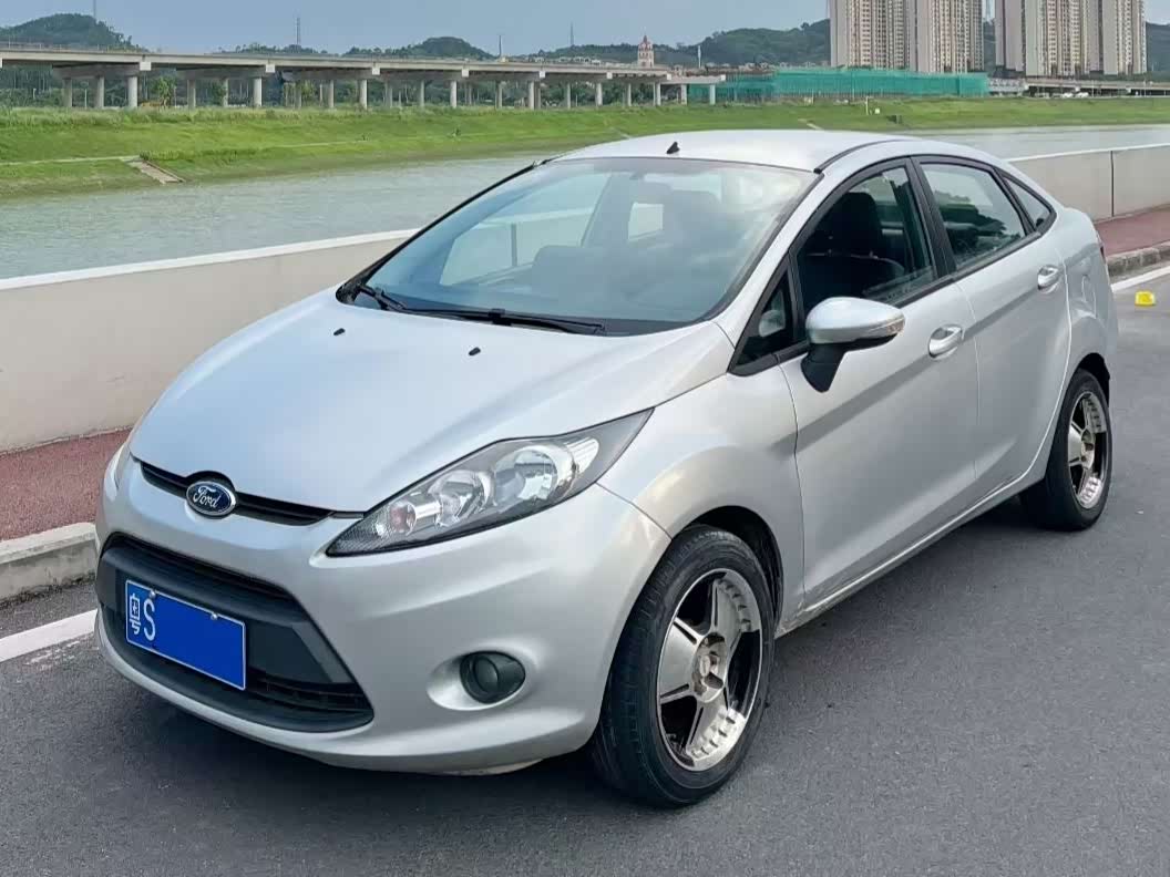 Ford Fiesta 2011 car image 