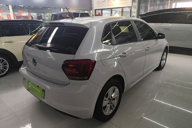 Volkswagen Polo 2023 car image #7