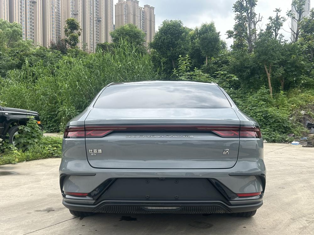 BYD Han 2022 #5 BYD Han 2022 car image #5