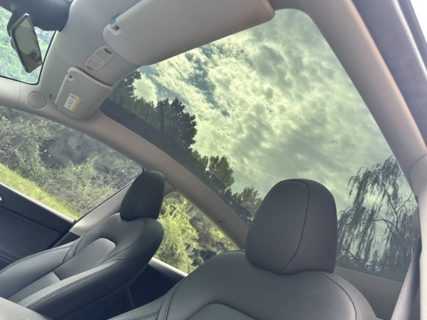 Tesla Model Y 2024 car image #3
