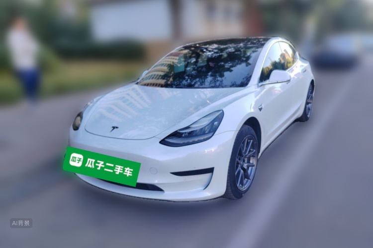 Tesla Model 3 2020 car image #2
