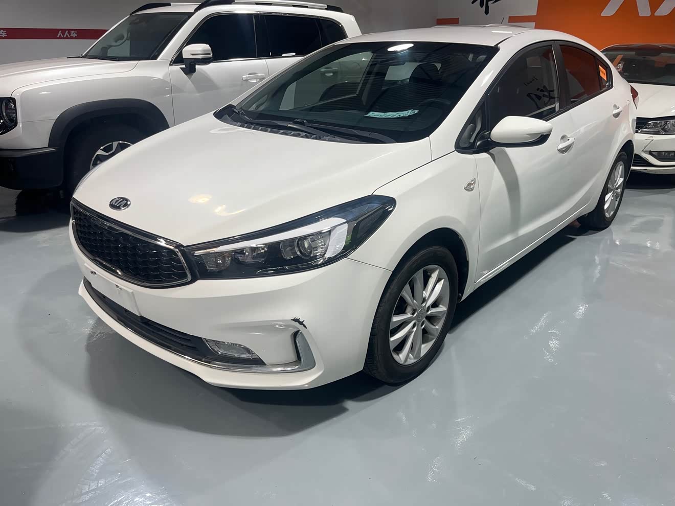 Kia K3 2016 car image 