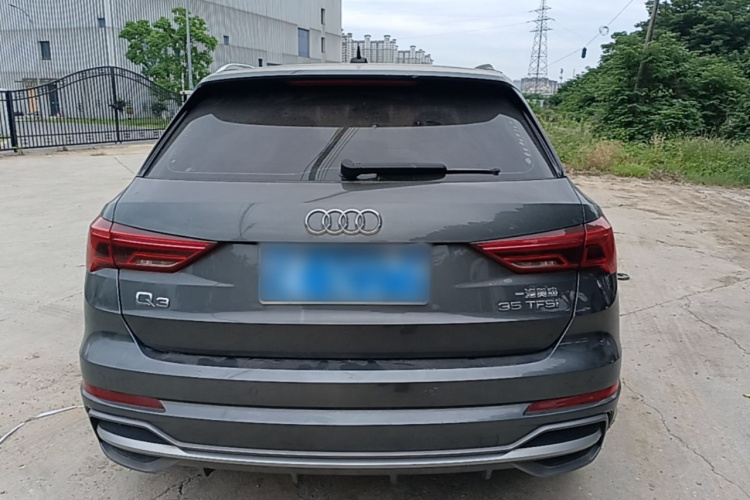 Audi Q3 2019 #6 Audi Q3 2019 car image #6