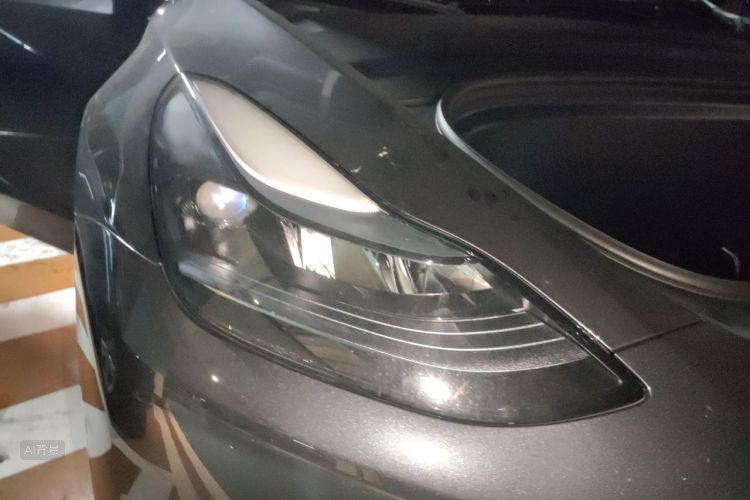 Tesla Model Y 2024 car image #8