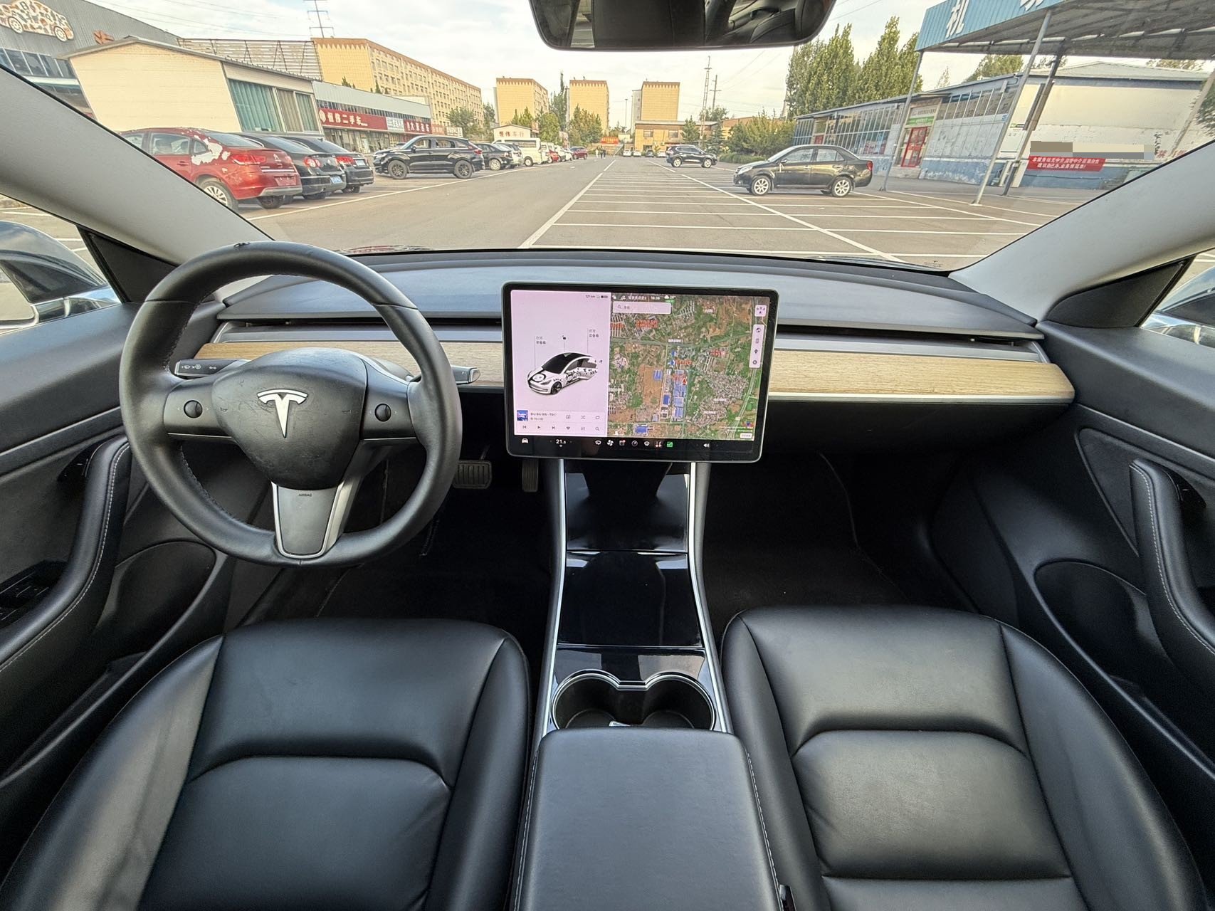 Tesla Model 3 2020 car image #4