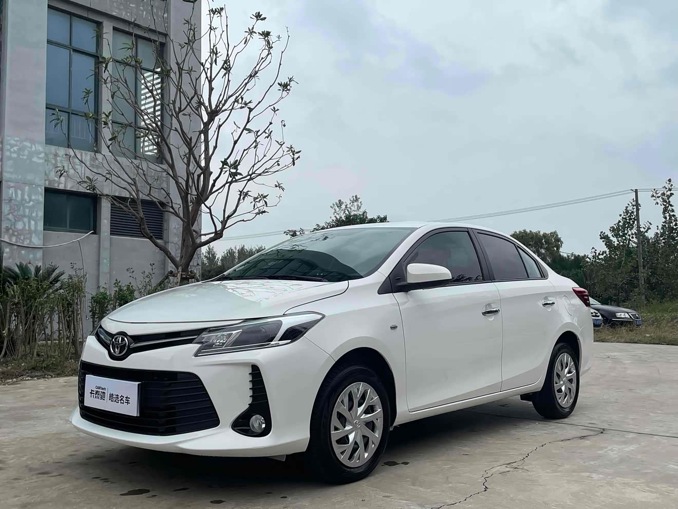 Vios 2023 car image 
