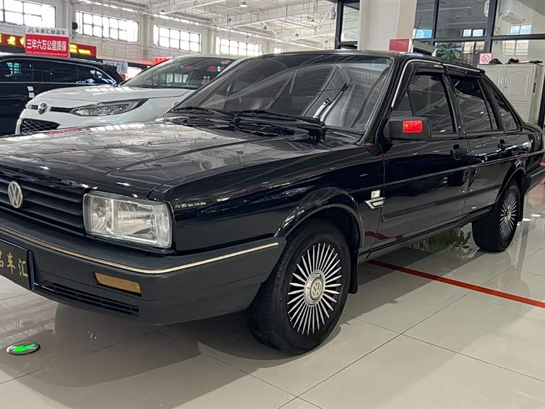 Volkswagen Santana Classic 2010 Volkswagen Santana Classic 2010 صورة سيارة