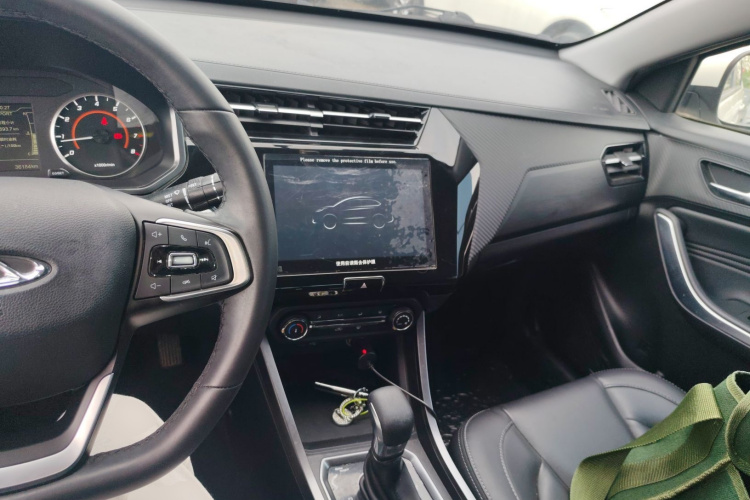 Chery Tiggo 3x 2022 immagine di auto #10