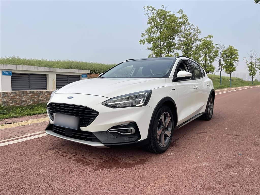 Ford Focus Active 2021 car image 