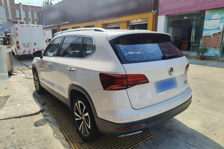 Volkswagen Tharu 2019 car image #5