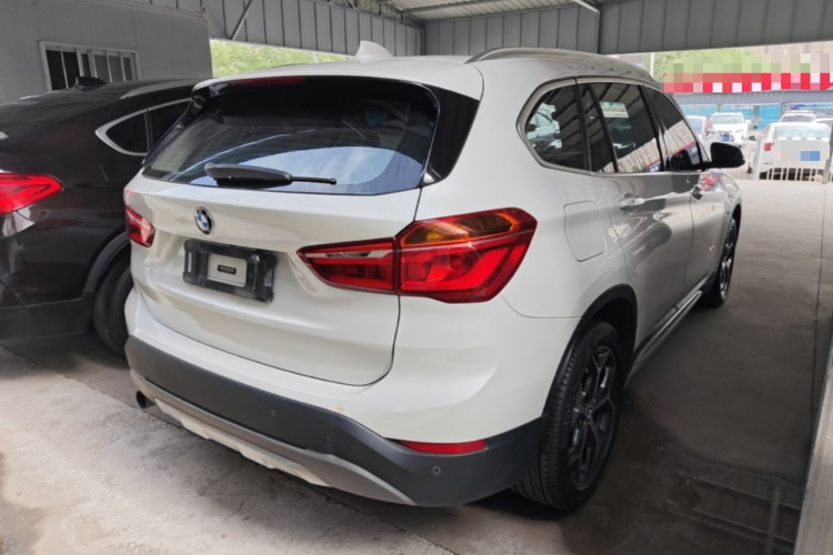 BMW X1 2017 #5 BMW X1 2017 car image #5