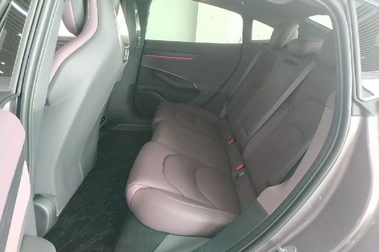 MI SU7 2025 #17 MI SU7 2025 imagen de coche #17