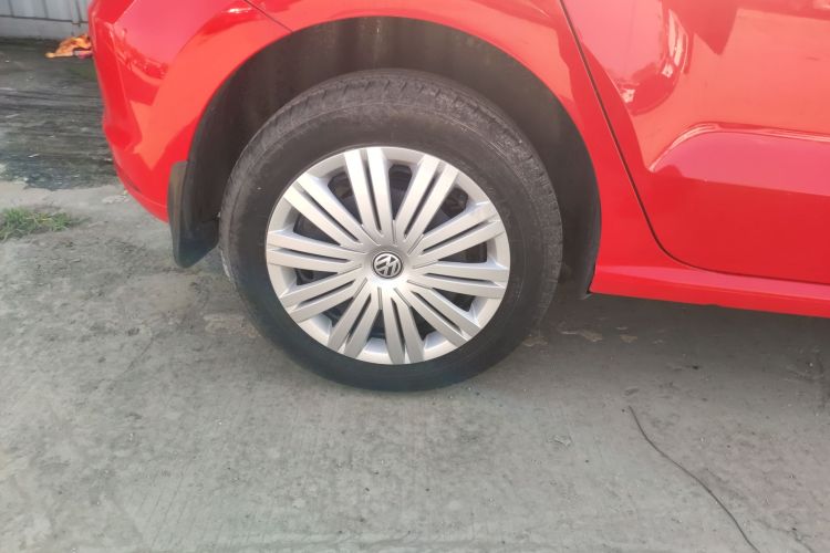 Volkswagen Polo 2017 صورة سيارة #10