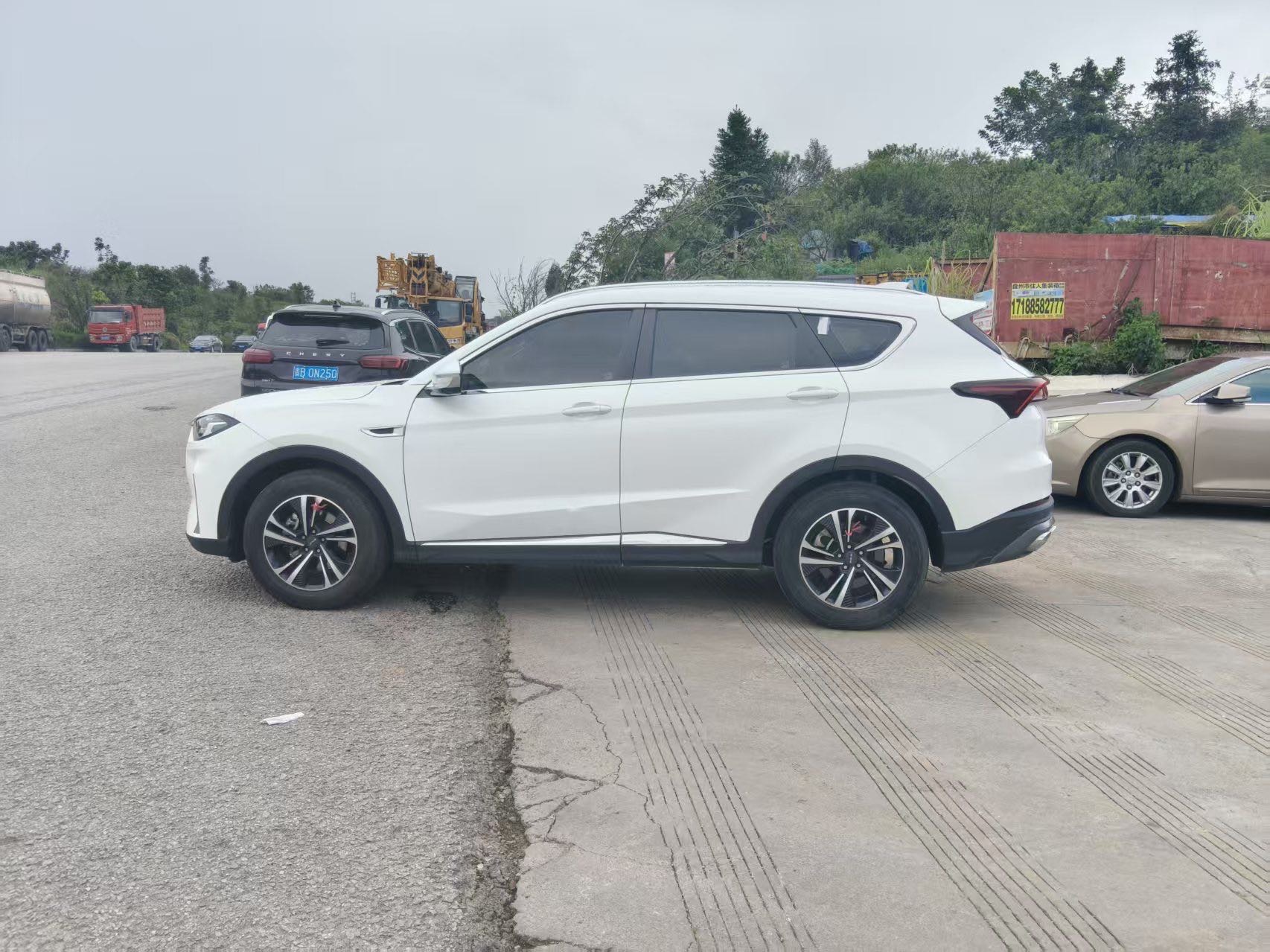 Jetour X70 PLUS 2021 #6 Jetour X70 PLUS 2021 car image #6