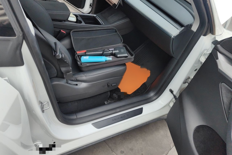 Tesla Model Y 2023 #23 Tesla Model Y 2023 car image #23