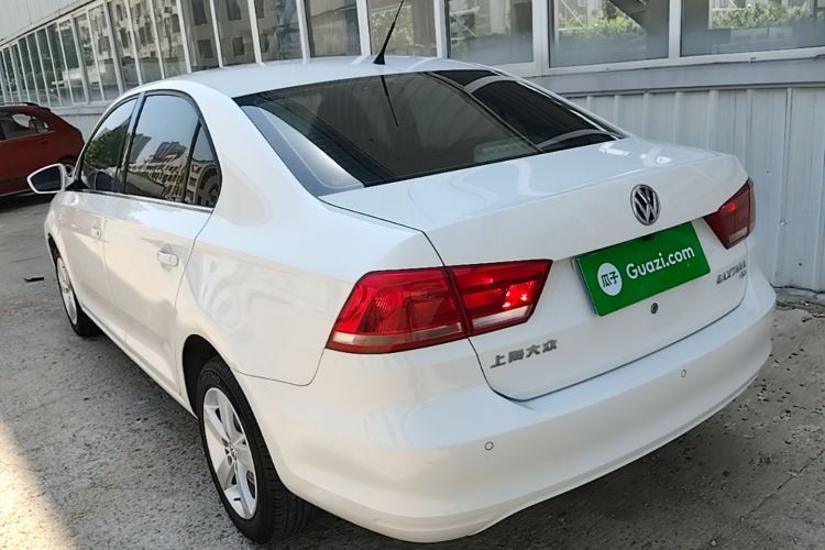 Volkswagen Santana 2016 car image #7