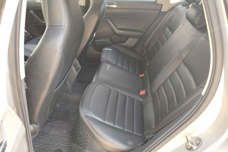 Volkswagen Polo 2020 car image #17