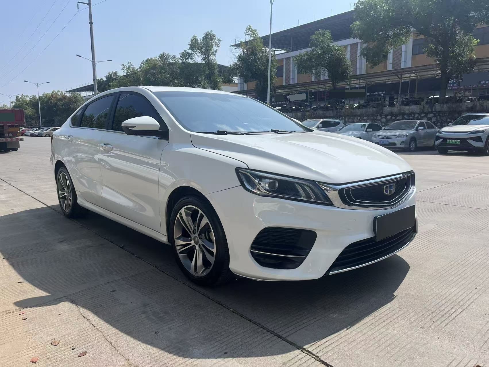 GEELY Binray 2019 car image #3