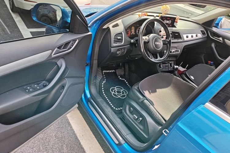 Audi Q3 2017 #16 Audi Q3 2017 car image #16