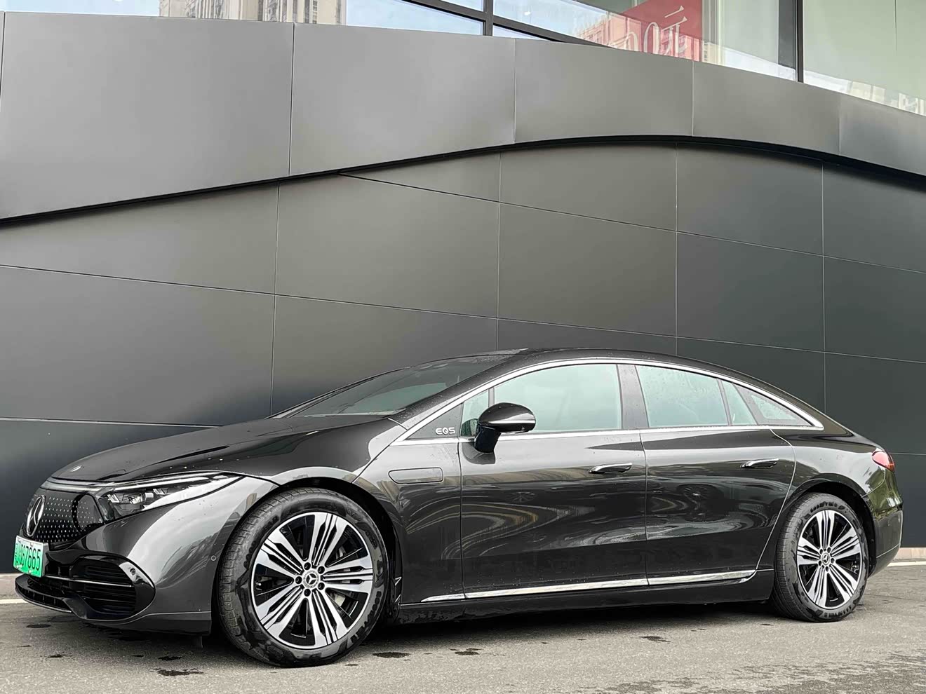 Mercedes-Benz EQS Class 2022 car image 