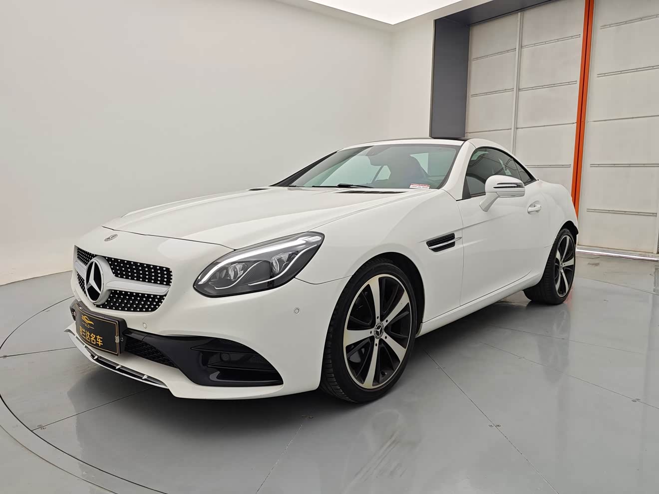 Mercedes-Benz SLC Class 2017 car image 