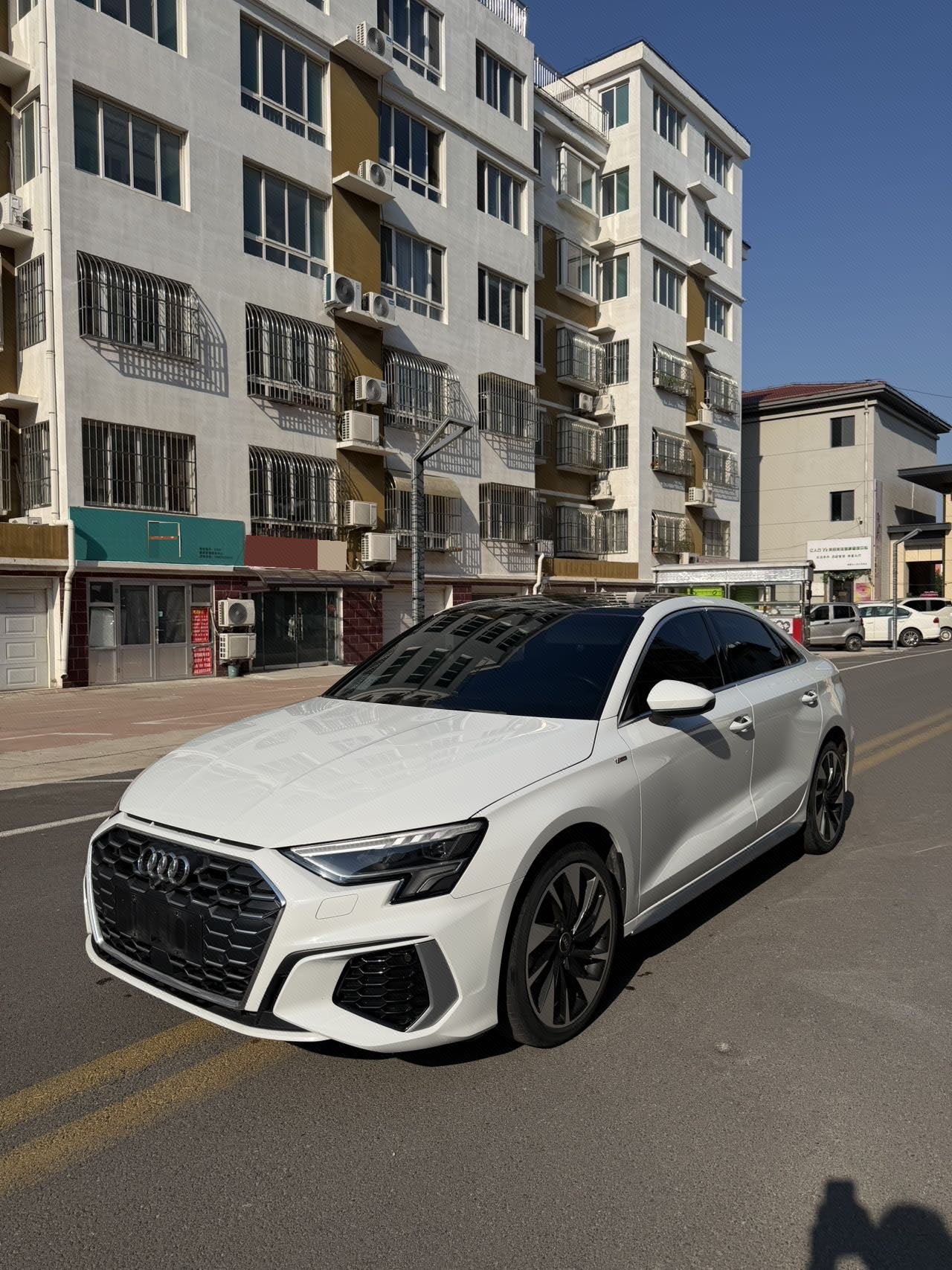 2022 immagine di auto 