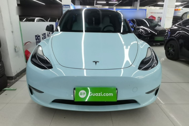 Tesla Model Y 2023 #3 Tesla Model Y 2023 car image #3