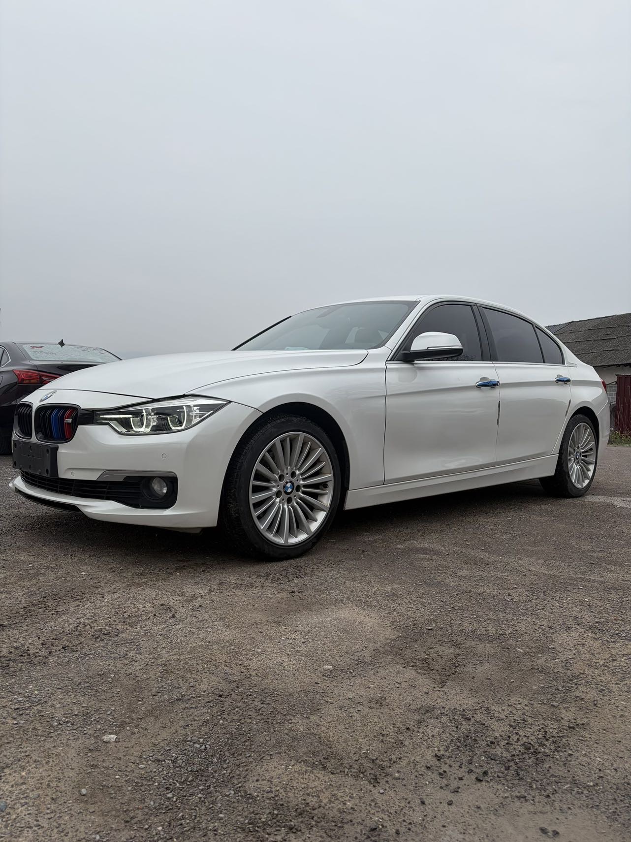 BMW 3 Series 2018 #4 BMW 3 Series 2018 car image #4