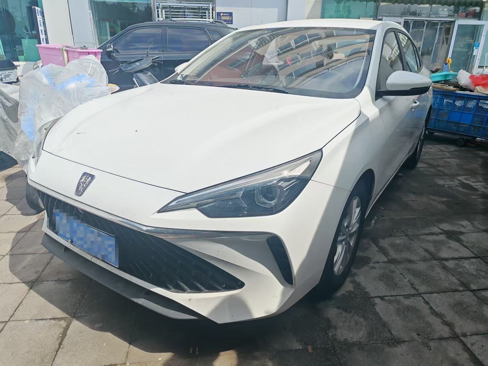 Roewe i5 2024 car image 