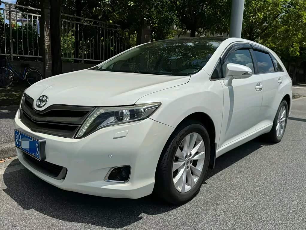 Toyota 2014 Toyota 2014 car image