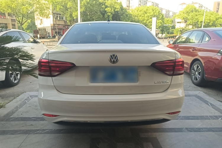 Volkswagen Lavida 2021 car image #6