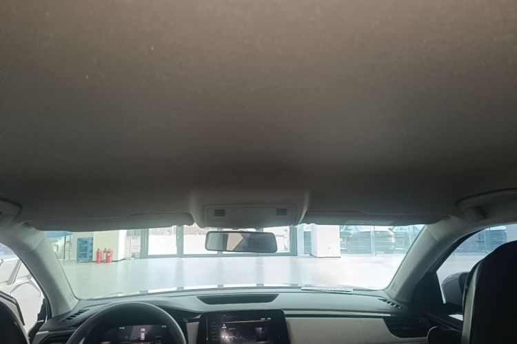 Volkswagen Tharu 2024 car image #20